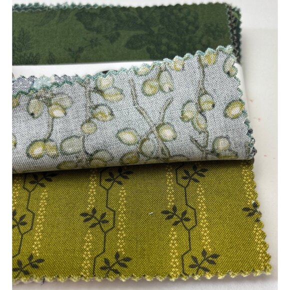 Andover Fabrics Evergreen 5"x5" Cotton Quilting Fabric Charm Pack 42 Pieces - Picture 10 of 15